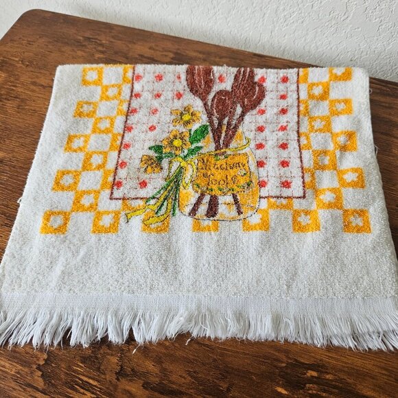 Vintage 70s MCM White Yellow Floral Checker Kitchen Utensil Hand Towel 24" x 15" - Picture 3 of 4